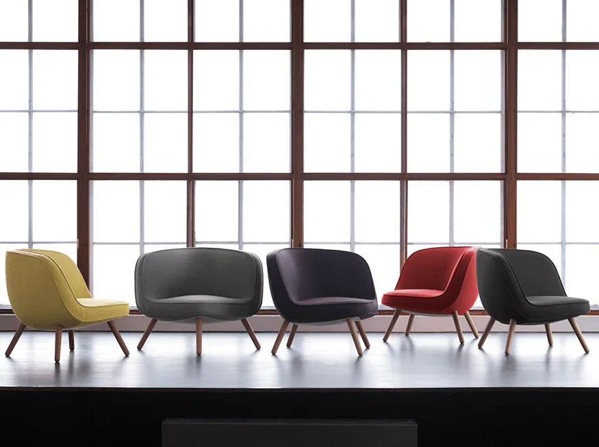 poltronas VIA57™ coloridas design escandinavo