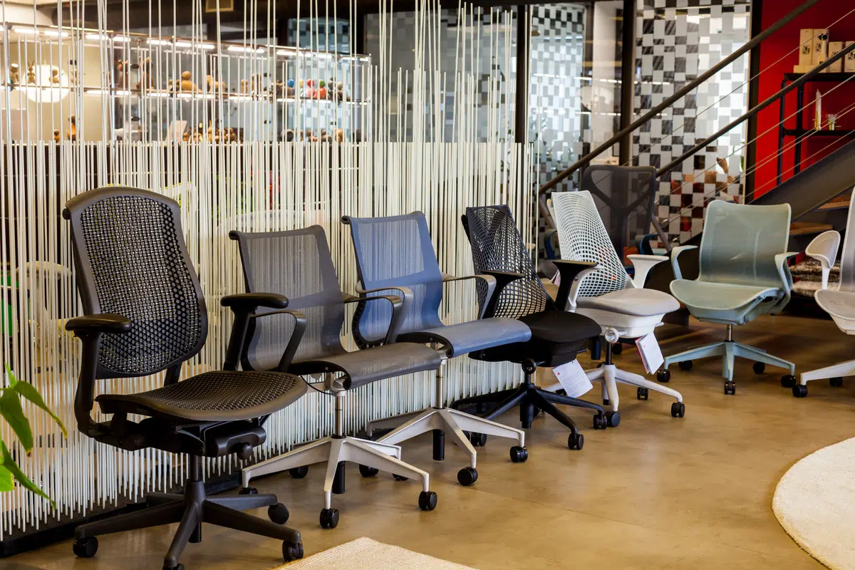 design de produto sustentável nas cadeiras Herman Miller