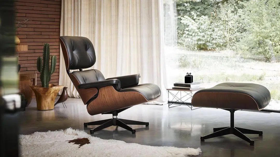 Eames Lounge 