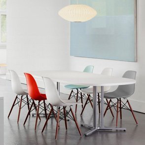 Cadeira Eames Molded Plastic