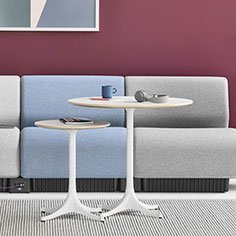 Mesa Nelson Pedestal